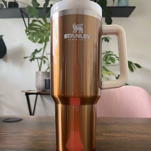 Stanley Tumbler/Quencher Golden Glass